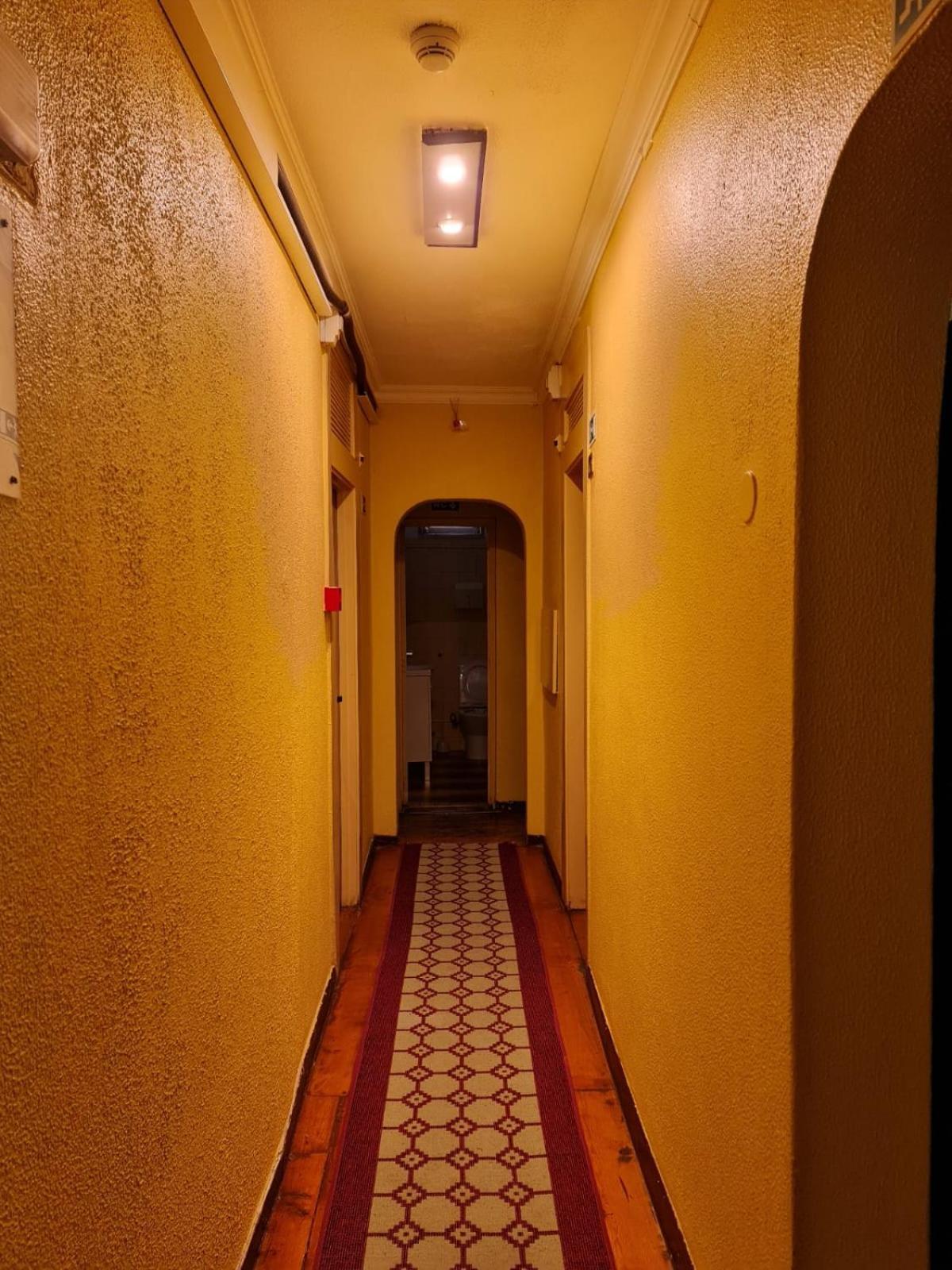 מלון ליסבון Pensao Residencial Flor Dos Cavaleiros מראה חיצוני תמונה