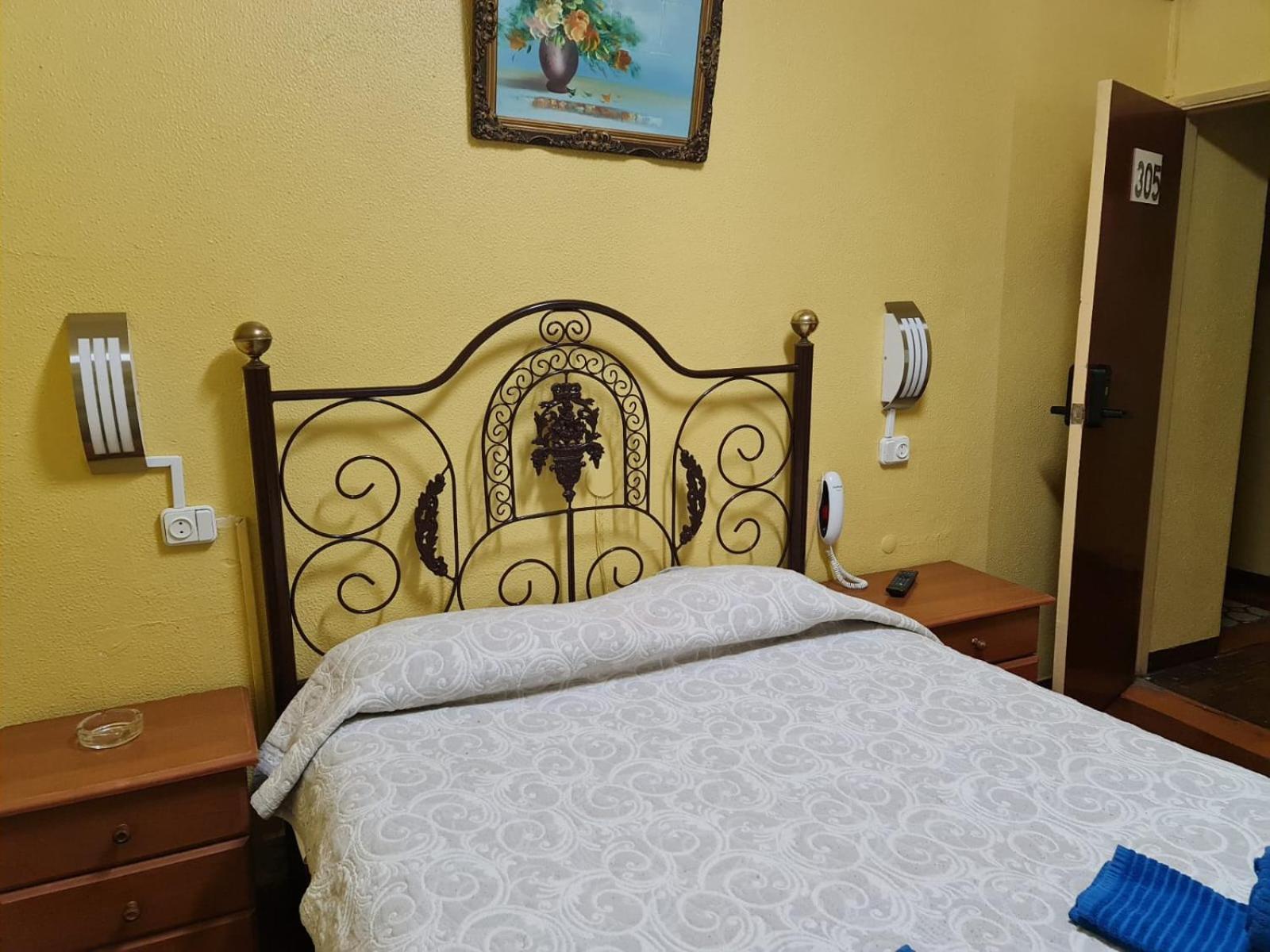 מלון ליסבון Pensao Residencial Flor Dos Cavaleiros מראה חיצוני תמונה