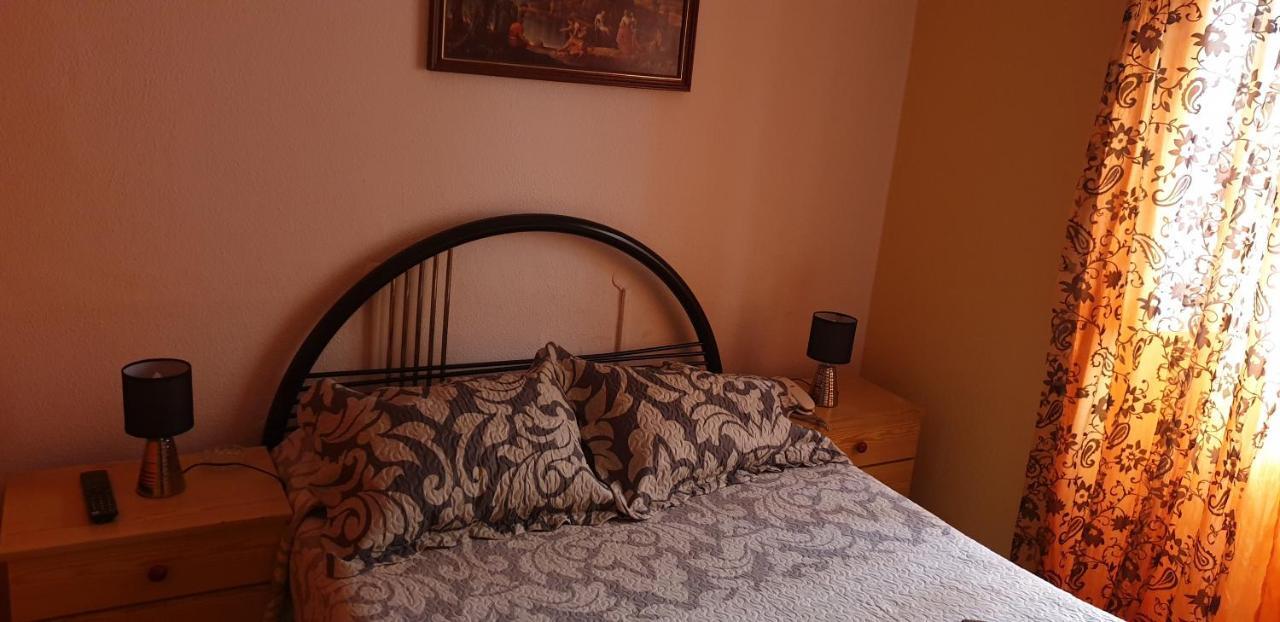 מלון ליסבון Pensao Residencial Flor Dos Cavaleiros מראה חיצוני תמונה